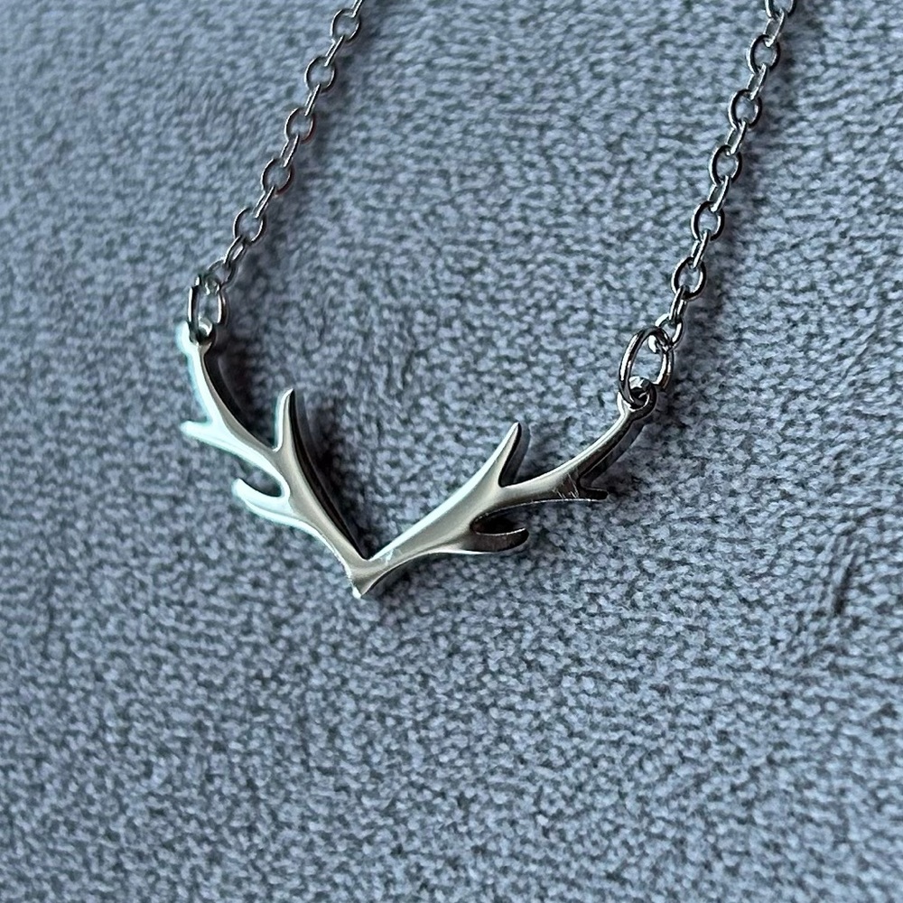 Antler Necklace ~ Stainless Steel ~ Brand New!